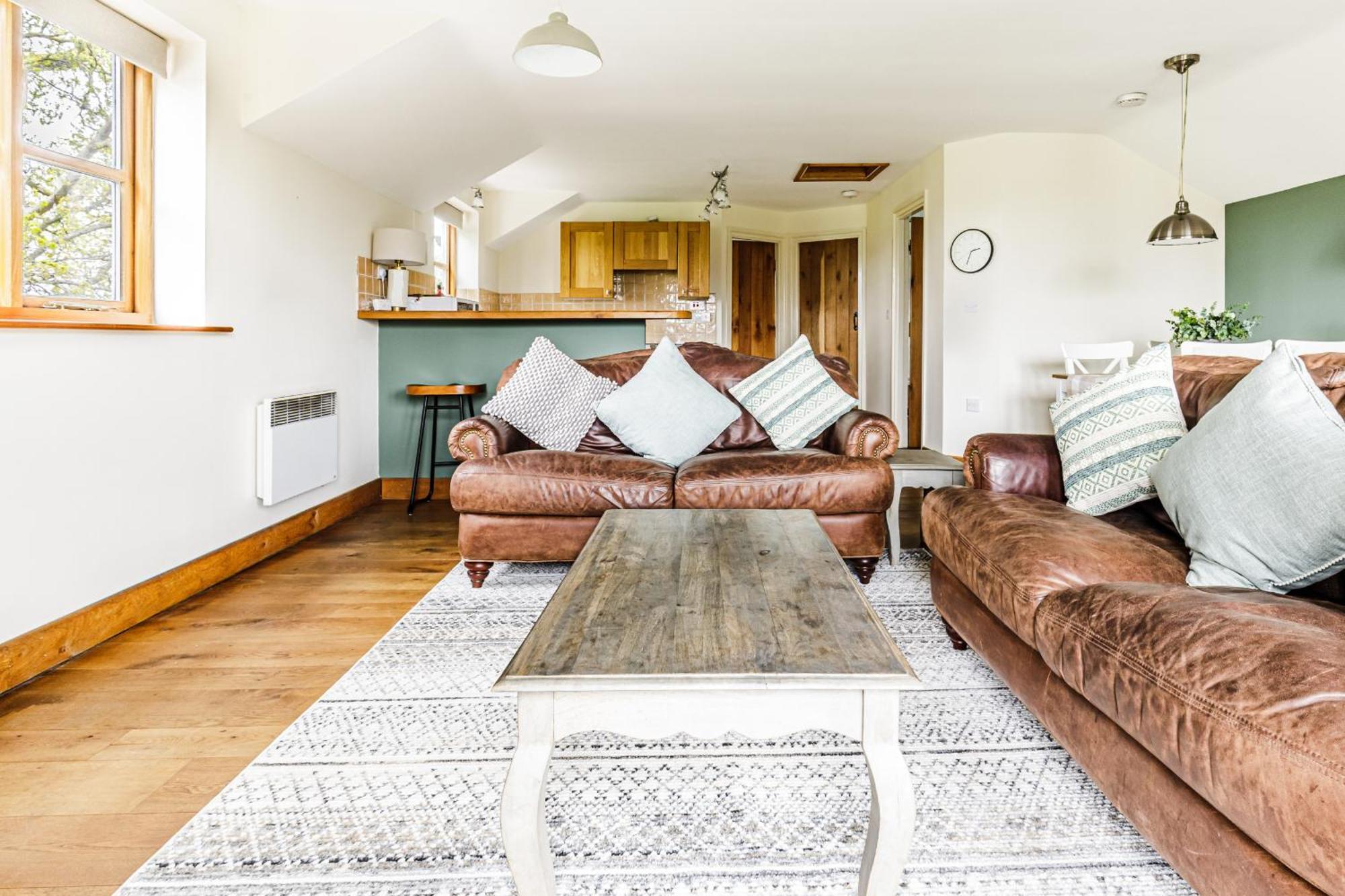Oak Mead Villa Wrexham Room photo