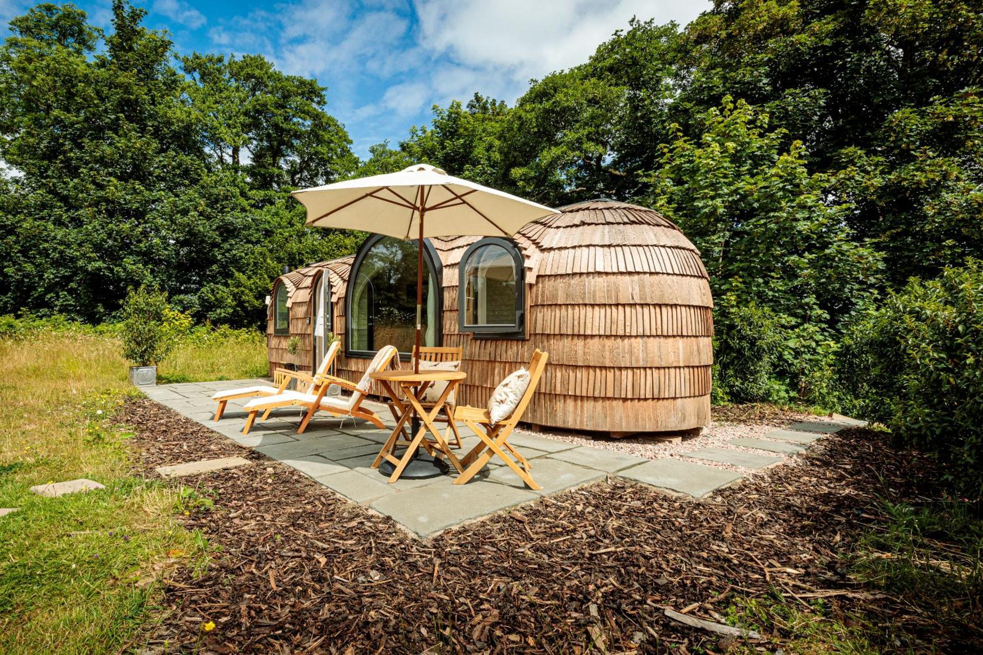 Oak Mead Villa Wrexham Room photo